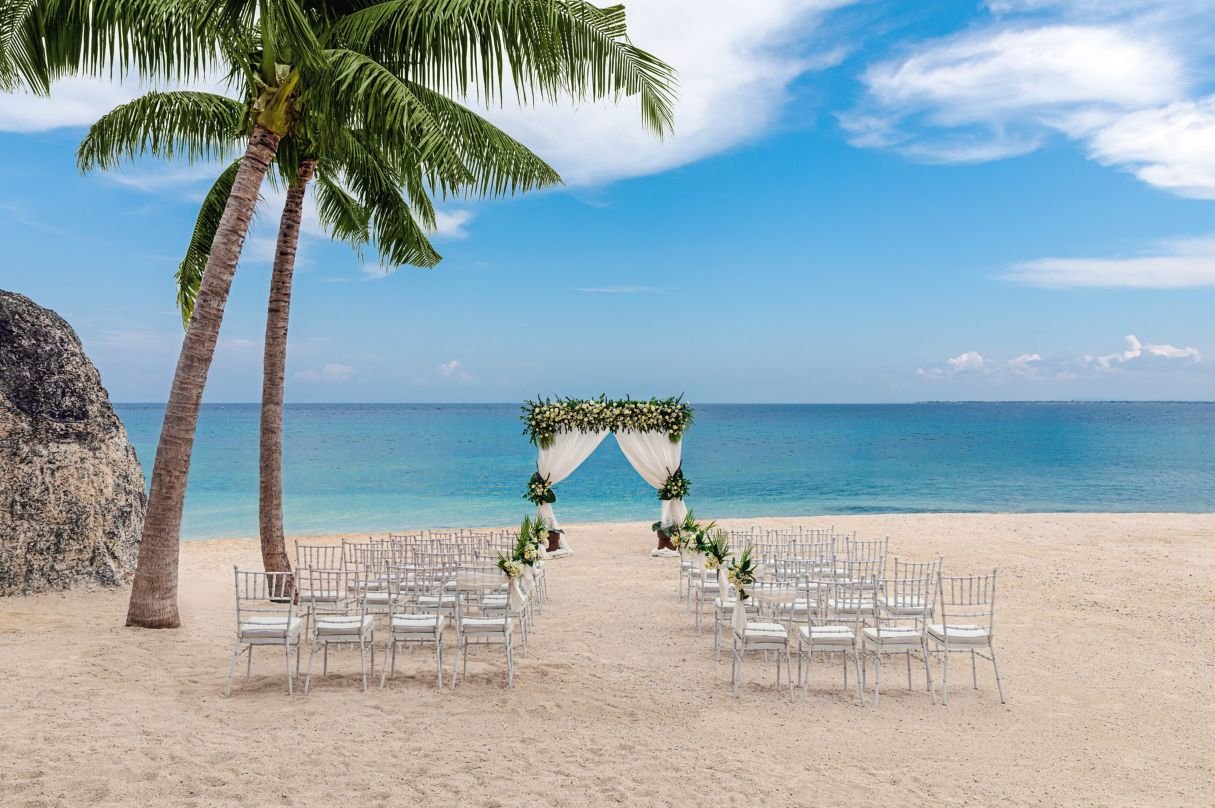 si-cebsi-beach-wedding-19465-70418_Classic-Hor