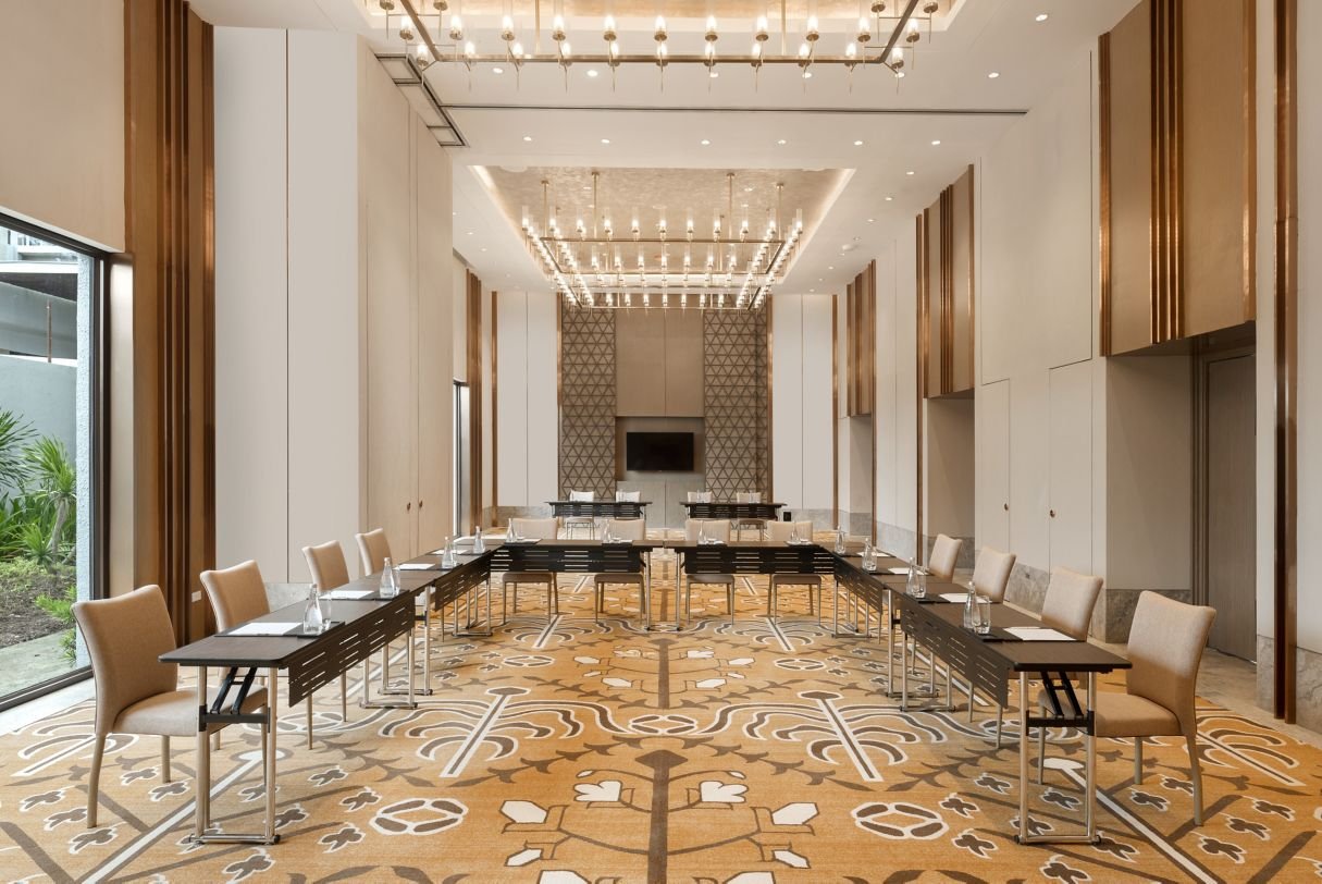 si-cebsi-meeting-room---u-shaped-21325_Classic-Hor